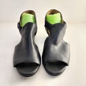 Natural Soul black heel ankle boots